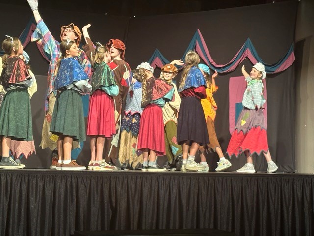 group_song